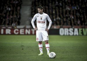 لیل 2-0 موناکو/ هفته دوازدهم|موناکو با شکست در این دیدار خارج از خانه از کورس قهرمانی عقب افتاد...