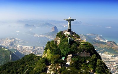 حاشیه نگاری اندی میتن از جام جهانی برزیل / در برازیلیا عابر پیاده وجود ندارد!