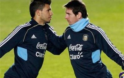 آگرو: مسی دوست دارد شبیه من باشد!