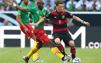 اوزیل: باید با قهرمانی در جام جهانی از «لو» تقدیر کنیم