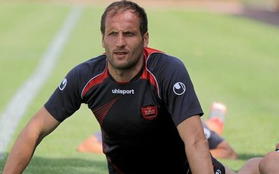 عکس روز | مدافع پرسپولیس به فکر دربی دیگر