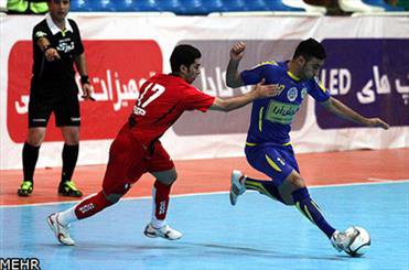 ملی‌پوش فوتسال از حضور در دبیری منصرف شد/ بهادری: به یک لیگ خارجی می‌روم