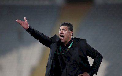 آیا سکوهای آبی در اختیار منصوریان است؟ / بررسی ادعای عجیب دایی درباره سرمربی استقلال 