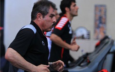 رویانیان گفت تار ریال آخر پول بازیکنان را می‌دهد