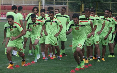 حاشیههای تمرین پرسپولیس | اومانیا و بنسون در تمرین پرسپولیس حاضر شدند