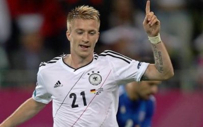 مارکو رویس: بازیکنان تیم ملی آلمان باید در مقابل فریاد و اعتراض هواداران مقاومت کنند