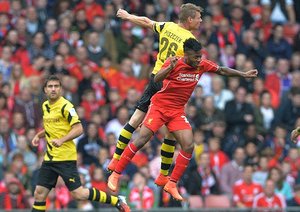 رحيم استرلینگ - لوکاس پیشچک