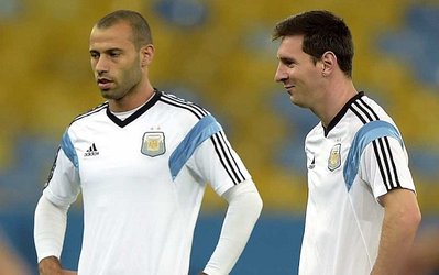 دفاع ماسکرانو از مسی