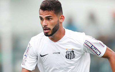 شایعه روز | باشگاه های بزرگ اروپایی به دنبال تیاگو مایا