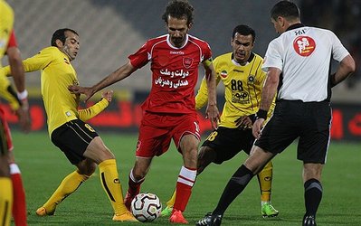 نوری: شرایط پرسپولیس خوب نیست / تا زمانی كه اوضاع مديريتی باشگاه مشخص نشود نمیتوانم بگويم فصل بعد هستم يا خير