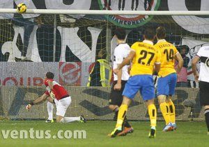 پارما 0-1 یوونتوس / هفته ی یازدهم|یوونتوس به برد های خود ادامه می دهد.