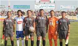 رافخایی: لطفاً از سقوط ملوان حرف نزنید