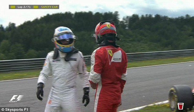 Fernando Alonso and Kimi Raikkonen 2.jpg