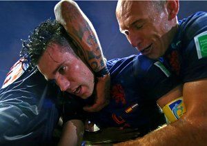 روبن فن پرسی - روبن|شادمانی کاپیتان فن پرسی بعد از باز کردن دروازه تیم ملی اسپانیا .