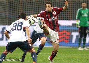 جياكومو بوناونتورا|میلان 1 - 3 جنوا / سری آ