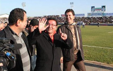 نگاه روز | ائتلاف هدایتی، عابدینی و پیشکسوتان علیه سیاسی / جنگ سهام از سر گرفته شد