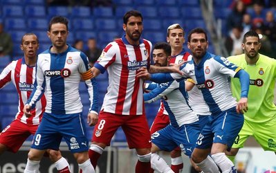 لالیگا | اسپانیول 0 - اتلتیکو مادرید 0 /  اتلتیکو 10 نفره به یک امتیاز رسید