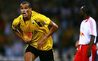 بازگشت ریوالدو به فوتبال در 43 سالگی