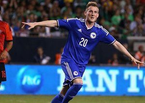 بوسنی و هرزگوین|شادی بازیکن بوسنی بعد از باز کردن قفل دروازه مکزیک