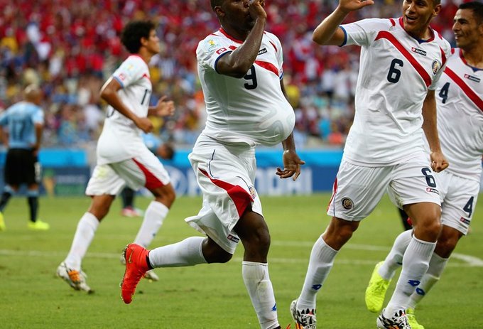 گل اول کاستاریکا به اروگوئه توسط کمپل