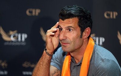 فیگو: خوشحالم که ایرانی‌ها علاقه زیادی به فوتبال دارند/ امیدوارم هواداران از بازی لذت ببرند