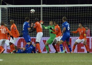 لحظه باز شدن دروازه هلند