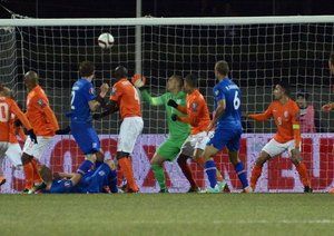 لحظه باز شدن دروازه هلند|None