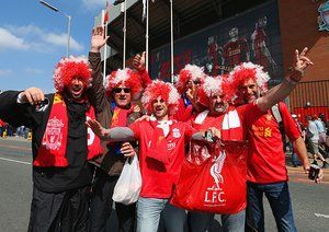 لیورپول|تصویر زیبا از هواداری پر شور لیورپول قبل از بازی