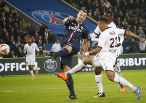 زلاتان ایبراهیموویچ|پاریس سن ژرمن 1 - 0 نیس / لوشامپیونه