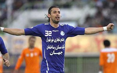 زندی از امروز در تمرین استقلال