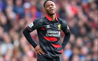 لیورپول نیمکت‌نشین کردن استرلینگ را به قبول پیشنهاد من‌سیتی ترجیح می‌دهد