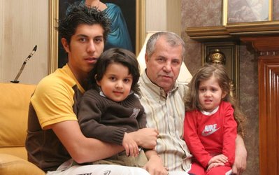 ریز اتفاقات 68 سال زندگی علی پروین/ رد 500 هزار دلار به خاطر حرف مادر