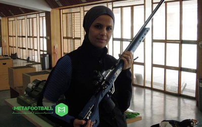 الهه احمدی در گفتگو با متافوتبال: از نظر امکانات بعد از المپیک لندن هیچ پیشرفتی نداشیم / در ایران مسابقه نداریم چون فشنگ نداریم / در کنار زندگیم تیراندازی می کنم نه در کنار تیراندازی زندگی