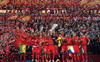 لیگ اروپا | دنیپرو 2 - سویا 3 / سویا با کسب چهارمین قهرمانی پرافتخارترین تیم لیگ اروپا شد + چیدمان دوتیم  و ویدئوی مسابقه