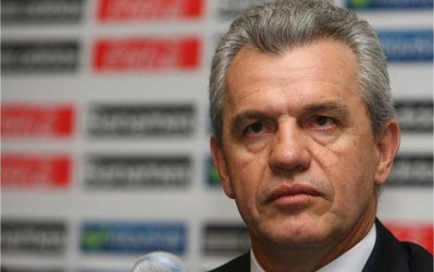 به علت احتمال محکومیت مالیاتی، سرمربی تیم ملی فوتبال ژاپن برکنار شد