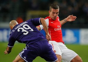 لوكاس پودولوسكي - آنتونی فَندَن بور