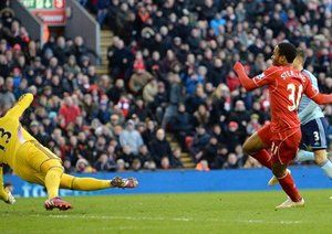 رحيم استرلینگ|لیورپول 2 - 0 وستهام / لیگ جزیره