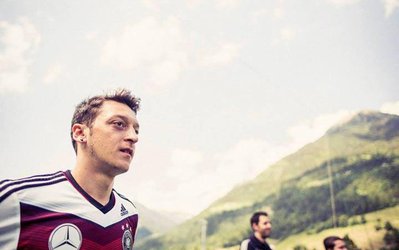 اوزیل: آلمان لیاقت قهرمانی را دارد