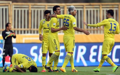 حاشیه تمرین نفت | شاگردان منصوریان فیلم آنالیز راه‌آهن را دیدند / حاج‌محمدی تنها محروم نفت مقابل راه‌آهن