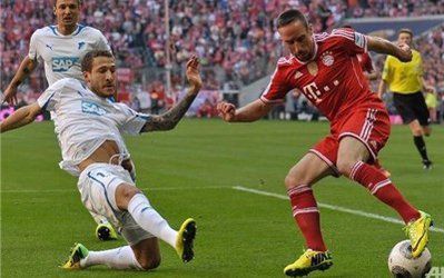 توقف بایرن مونیخ و تساوی یاران داوری