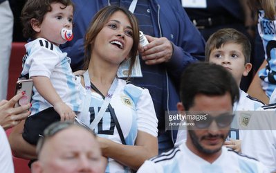 عکس/ خانواده "لیونل مِسی" در استادیوم
