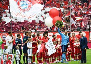 جشن بازیکنان|بایرن مونیخ 2 - 0 ماینتس / بوندسلیگا
