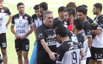 اشتباه نقل و انتقالاتی بزرگ پرسپولیس