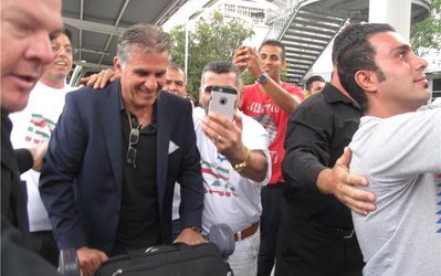 ادعای سایت استرلیایی WWOS: ایران با اختلافات داخلی وارد سیدنی شد / کریمی، گزینه تحمیلی فدراسیون به کی‌روش بود