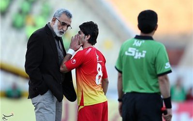 اگر قرار بود ناهماهنگی به وجود بیاید چرا لیگ فشرده برگزار شد؟