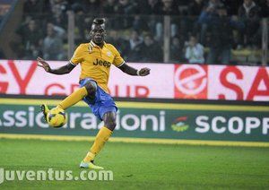 پارما 0-1 یوونتوس / هفته ی یازدهم|یوونتوس به برد های خود ادامه می دهد.