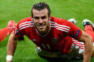 هال رابسون کانو در رثای هم تیمی اش: بیل از مسی و رونالدو هم بهتر است