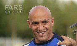 پیراهن تیم ملی فوتبال برزیل به منصوریان رسید