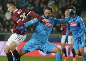 گونزالو ایگواین|اسپارتا پراگ 0 - 0 ناپولی / لیگ اروپا