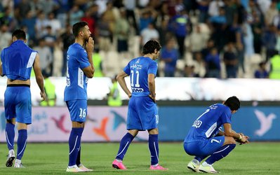 نگاه روز | استقلال تاوان بازیکن سالاری را می‌دهد / حمله به جوان‌ها، مدارا با امید و بختیار 